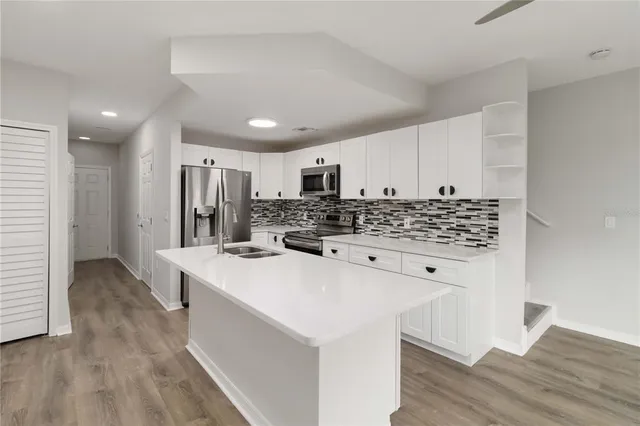 $275,000 | 4315 Tyler Circle North, St. Petersburg, FL 33709