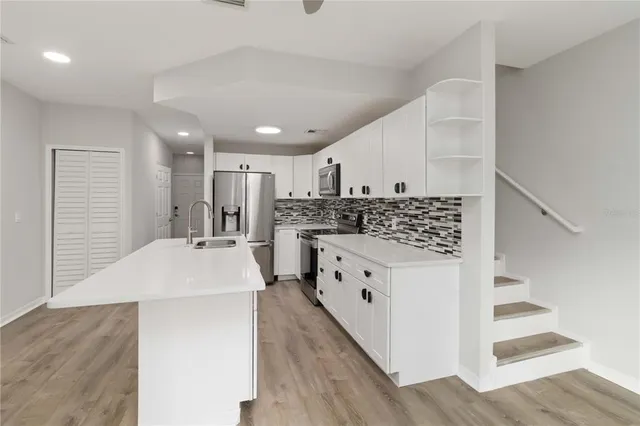 $275,000 | 4315 Tyler Circle North, St. Petersburg, FL 33709