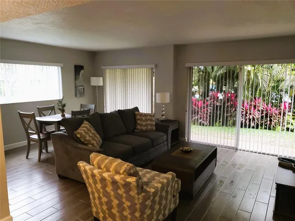 $2,300 | 1301 Gulf Boulevard, Unit 101, Clearwater Beach, FL 33767