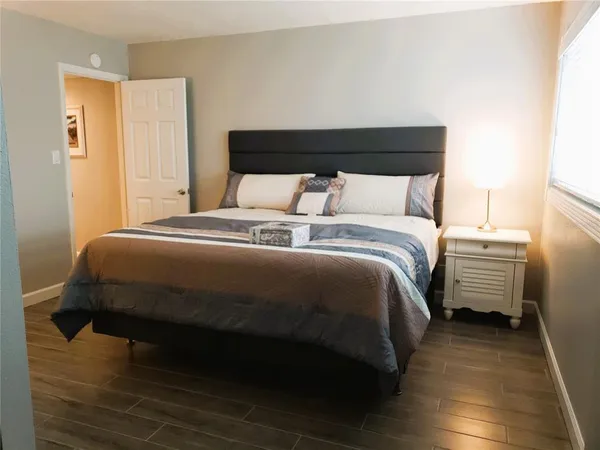 $2,300 | 1301 Gulf Boulevard, Unit 101, Clearwater Beach, FL 33767