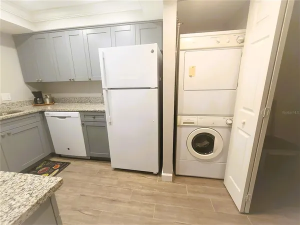 $2,300 | 1301 Gulf Boulevard, Unit 101, Clearwater Beach, FL 33767