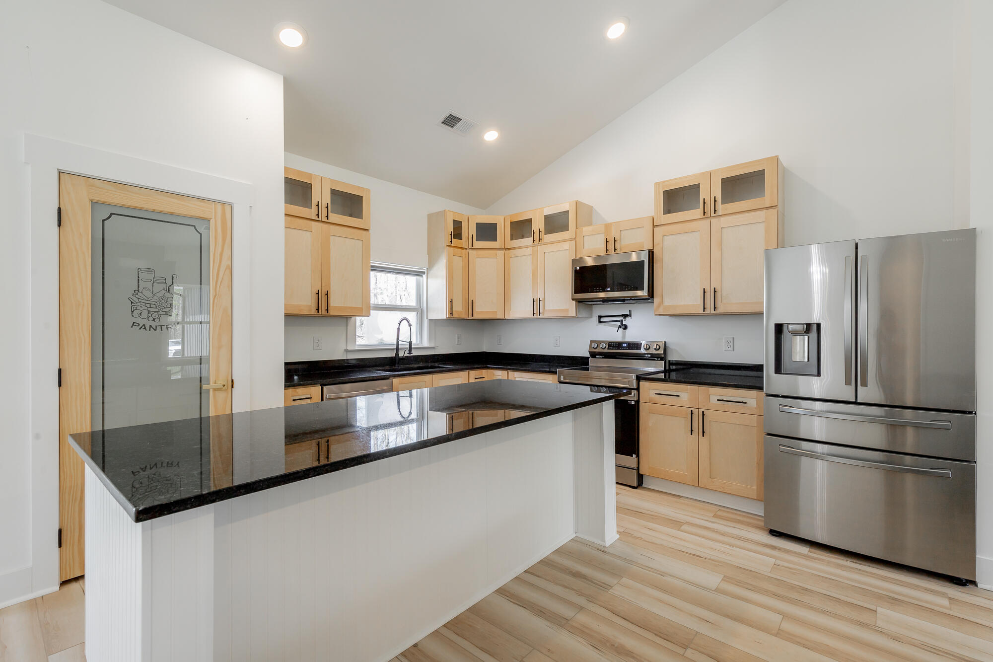 300 Cloud Road Trenton, GA 30752 - Photo 3 of 51 Beautiful kitchen with island