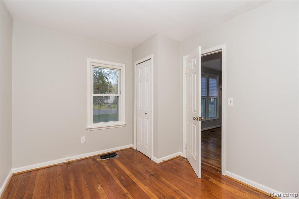2450 Gerald Avenue Rochester Hills, MI 48307 - Photo 20 of 24
