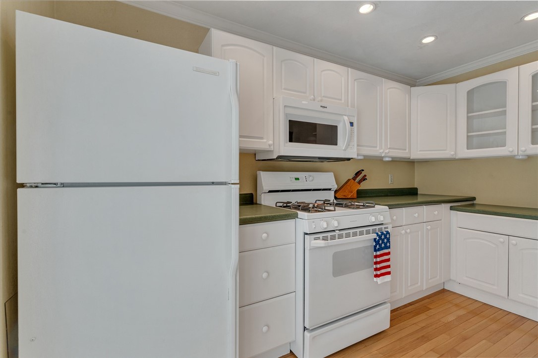 18 Caddy Rock Road, Unit D North Kingstown, RI 02852 - Photo 6 of 35