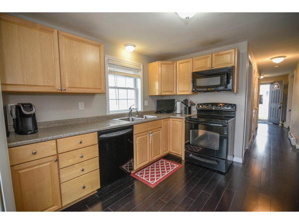 175 Moore Street Manchester, NH 03102 - Photo 5 of 16 Gallery Image 5