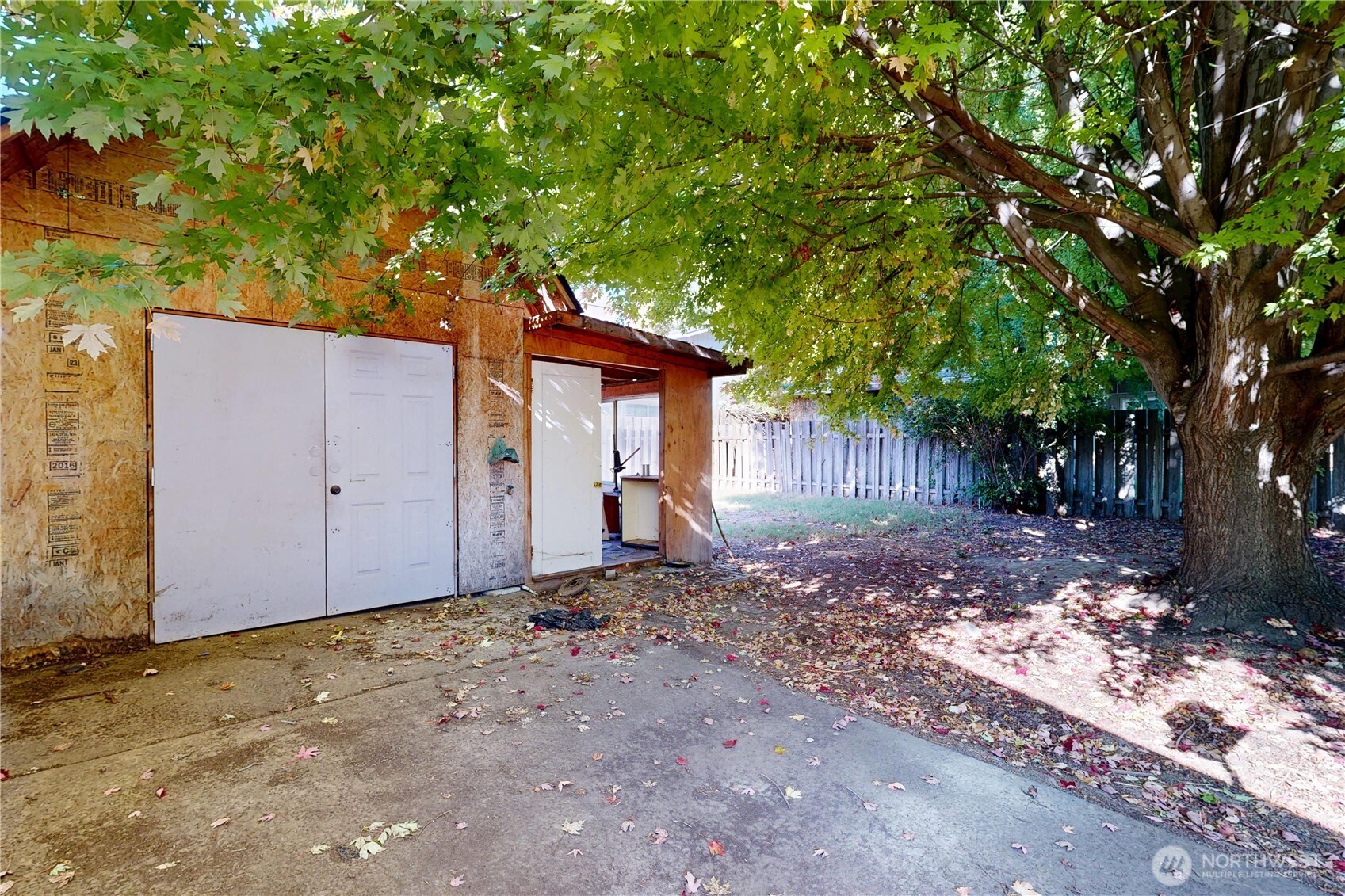 662 Southwest 1st Street College Place, WA 99324 - Photo 22 of 32