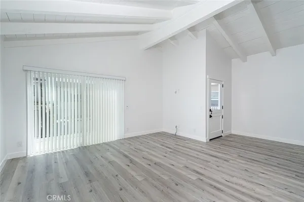 $7,000 | 905 West Balboa Boulevard, Newport Beach, CA 92661