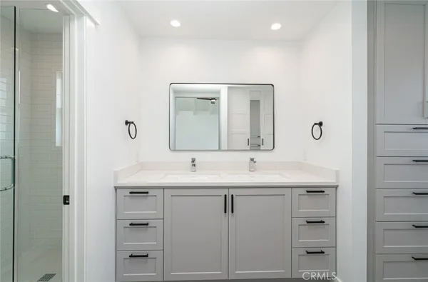 $7,000 | 905 West Balboa Boulevard, Newport Beach, CA 92661