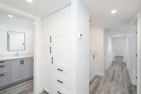 $7,000 | 905 West Balboa Boulevard, Newport Beach, CA 92661