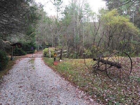 579 K And R Road Butler, TN 37640 - Photo 60 of 92 IMG_41381(1)