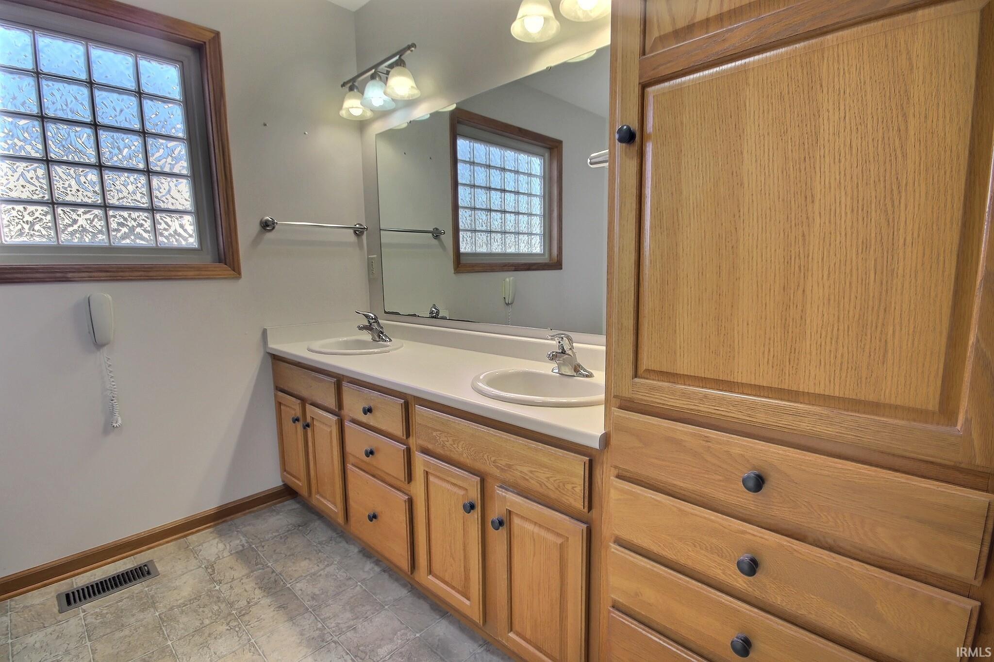 1115 Brandon Way Fort Wayne, IN 46845 - Photo 15 of 27