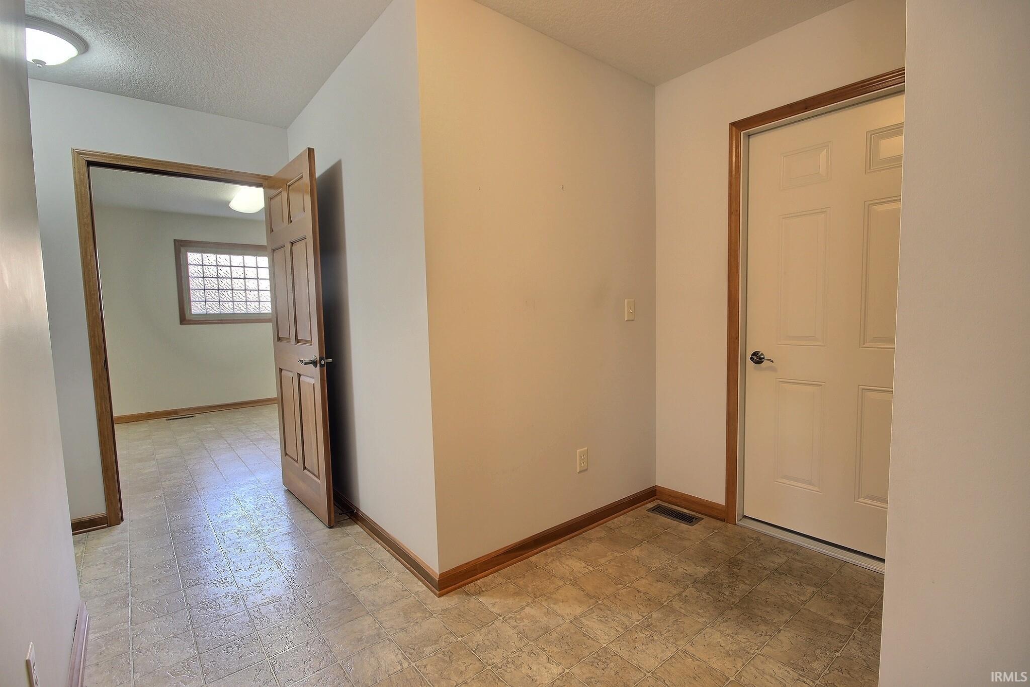1115 Brandon Way Fort Wayne, IN 46845 - Photo 18 of 27