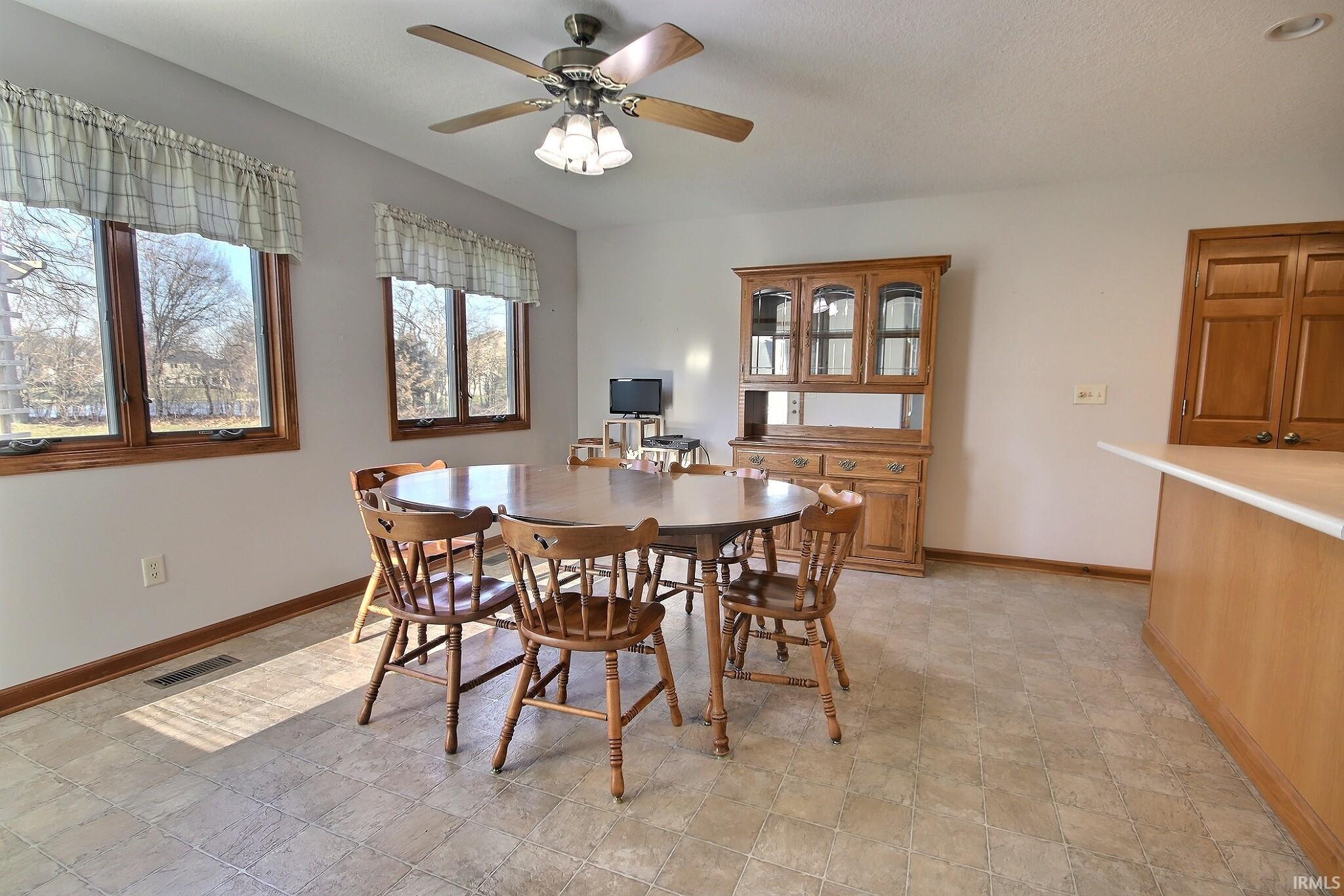 1115 Brandon Way Fort Wayne, IN 46845 - Photo 10 of 27