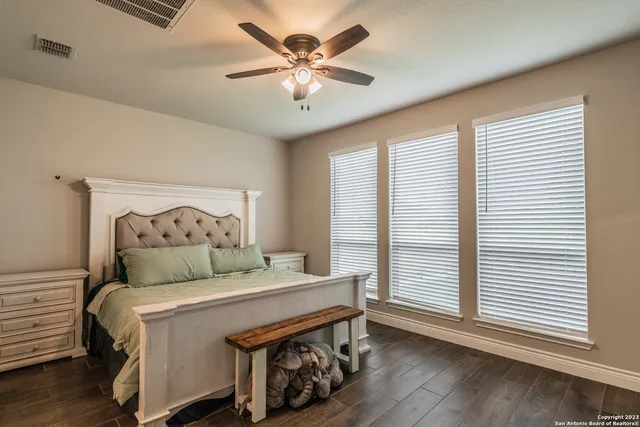 $2,950 | 14026 Blind Bandit Creek, San Antonio, TX 78254