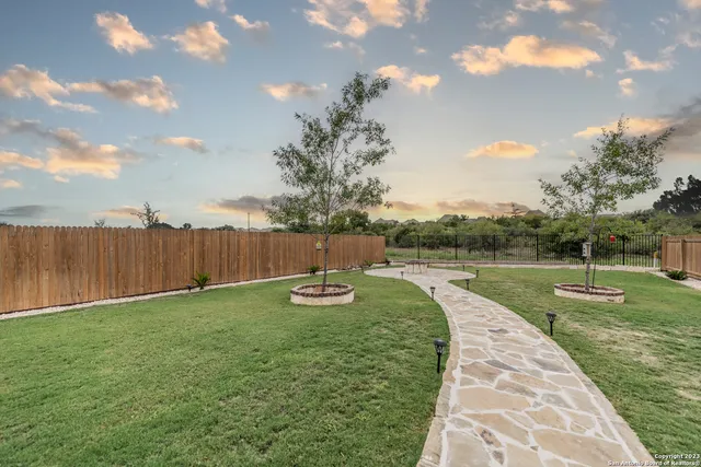 $2,950 | 14026 Blind Bandit Creek, San Antonio, TX 78254