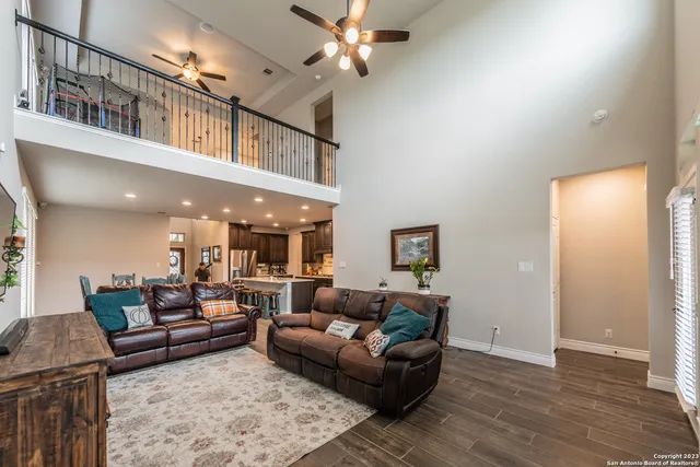 $2,950 | 14026 Blind Bandit Creek, San Antonio, TX 78254