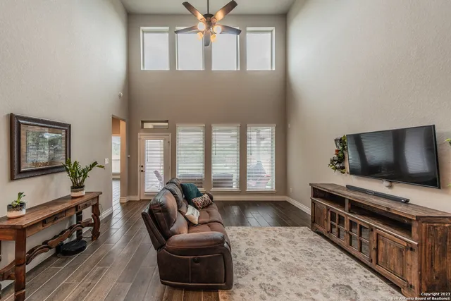 $2,950 | 14026 Blind Bandit Creek, San Antonio, TX 78254