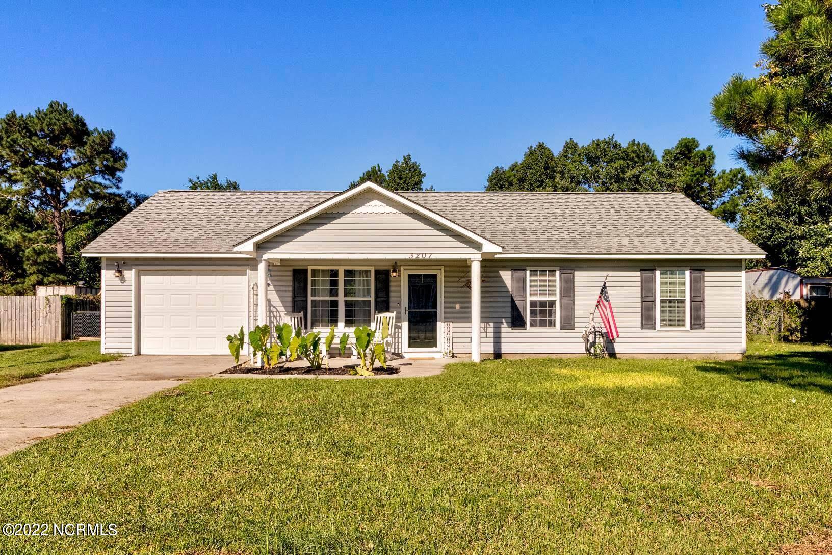 3207 Reminisce Road Castle Hayne, NC 28429 - Photo 1 of 29 B0171E5E-30D4-4366-B94E-C8AAD2D1464F