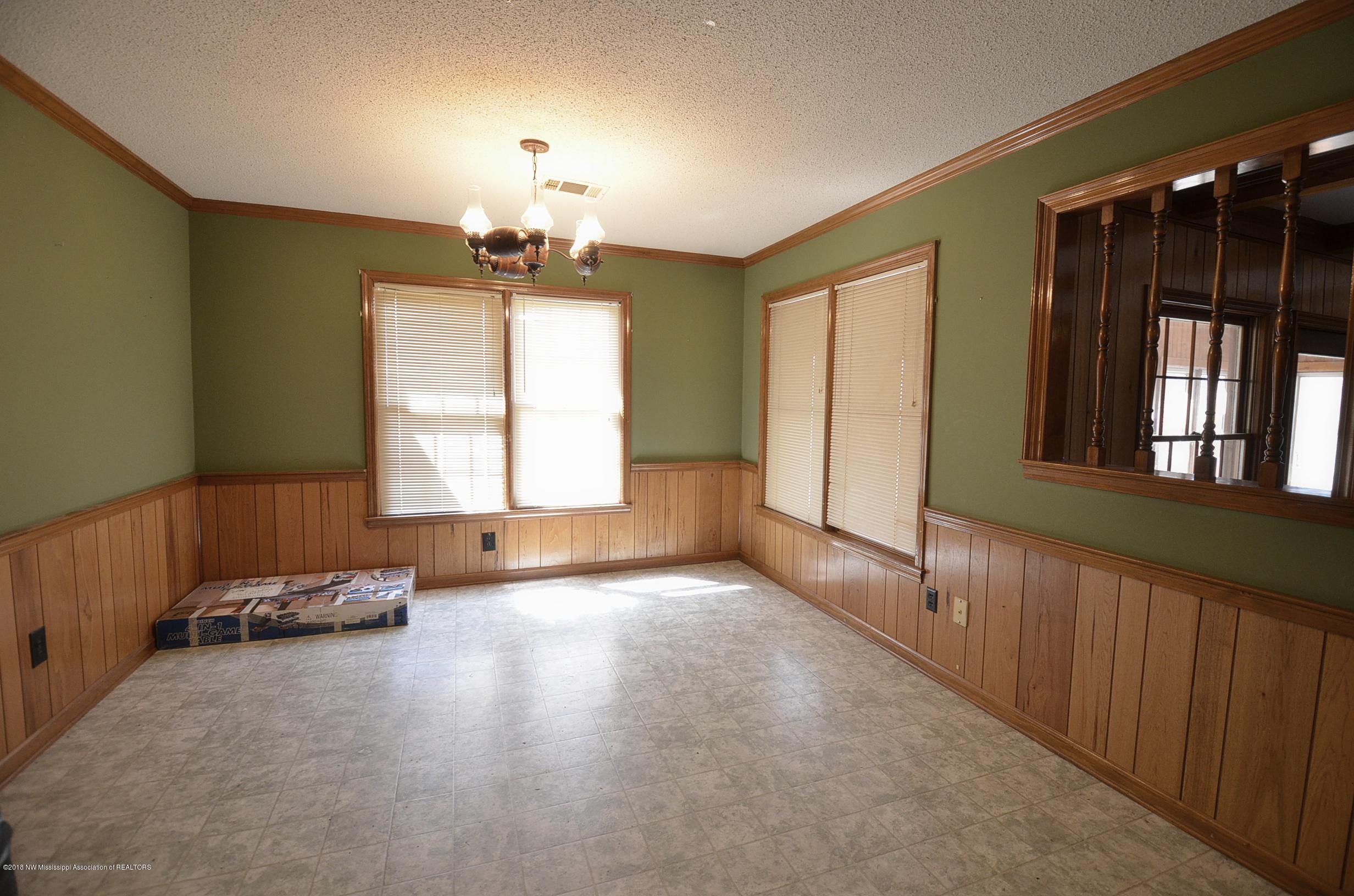 3265 Getwell Road South Hernando, MS 38632 - Photo 16 of 33 Breakfast area