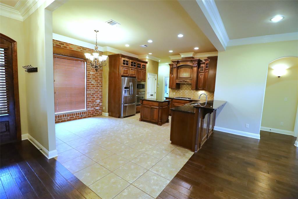 765 Dumaine Drive Bossier City, LA 71111 - Photo 5 of 20 a view of a room with gym equipment