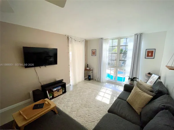 $3,300 | 1280 South Alhambra Circle, Unit 2204, Coral Gables, FL 33146