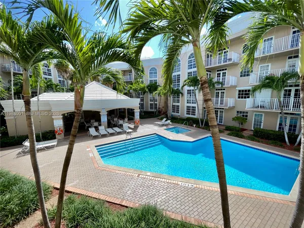 $3,300 | 1280 South Alhambra Circle, Unit 2204, Coral Gables, FL 33146