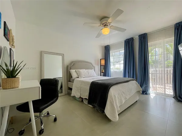 $3,300 | 1280 South Alhambra Circle, Unit 2204, Coral Gables, FL 33146