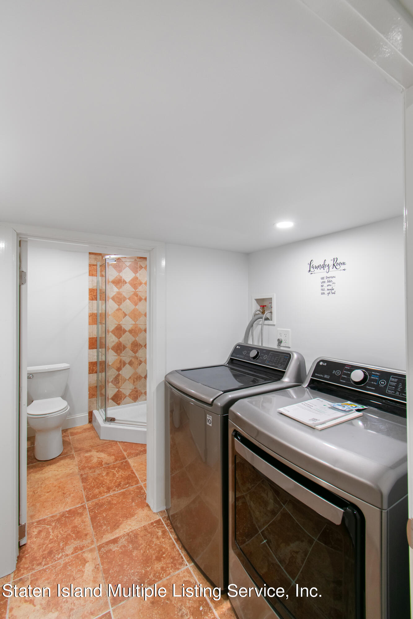 167 Sheraden Avenue Staten Island, NY 10314 - Photo 28 of 28 DSC_9300