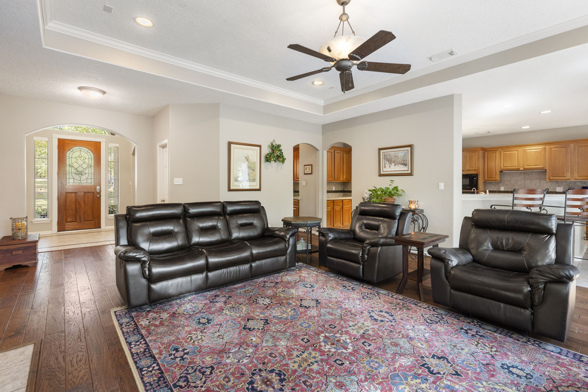 20111 Hilltop Ranch Drive Montgomery, TX 77316 - Photo 14 of 32 a living room with furniture and wooden floor