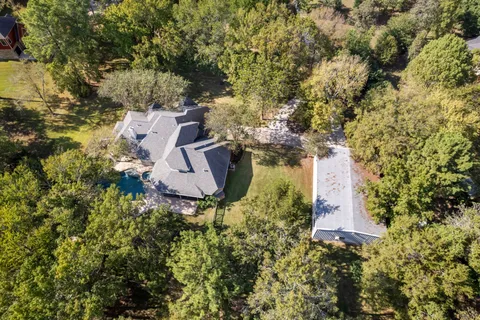 $995,000 | 20111 Hilltop Ranch Drive, Montgomery, TX 77316