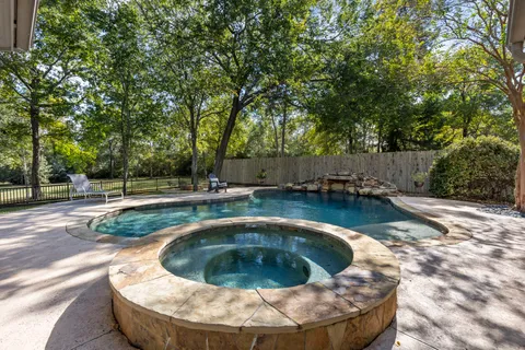 $995,000 | 20111 Hilltop Ranch Drive, Montgomery, TX 77316