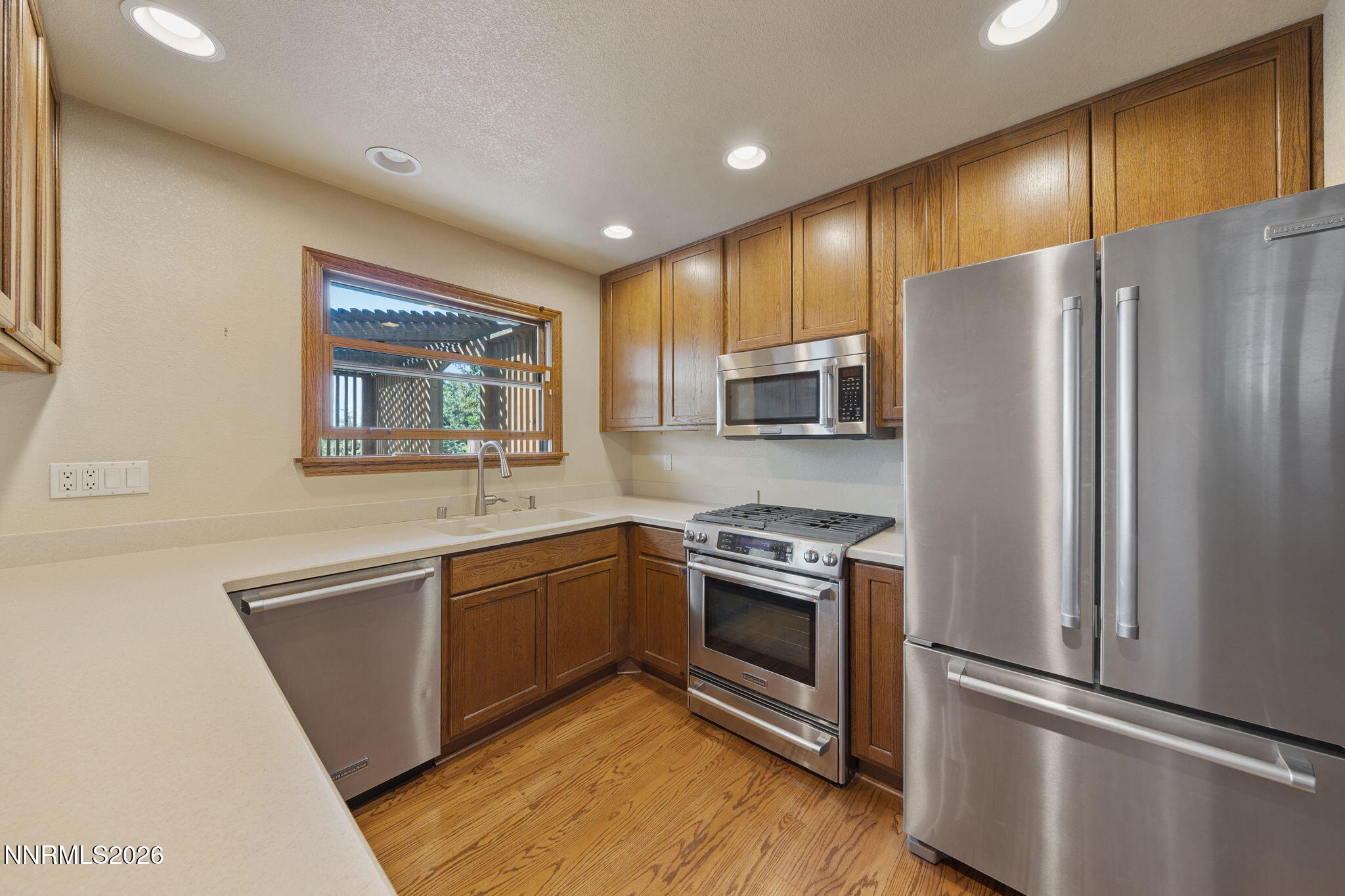 2230 King Edward Drive Reno, NV 89503 - Photo 16 of 51 18-web-or-mls-A7V05054