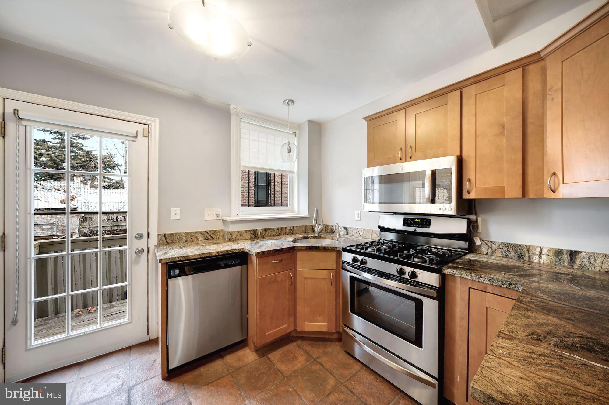 707 7th Street Southeast Washington, DC 20003 - Photo 5 of 16 Kitchen