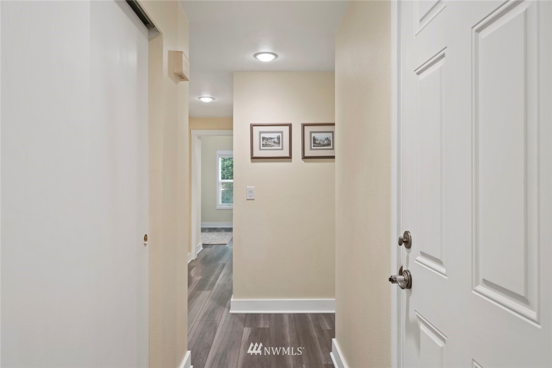 23513 22nd Avenue Southeast Bothell, WA 98021 - Photo 11 of 33 a view of a hallway