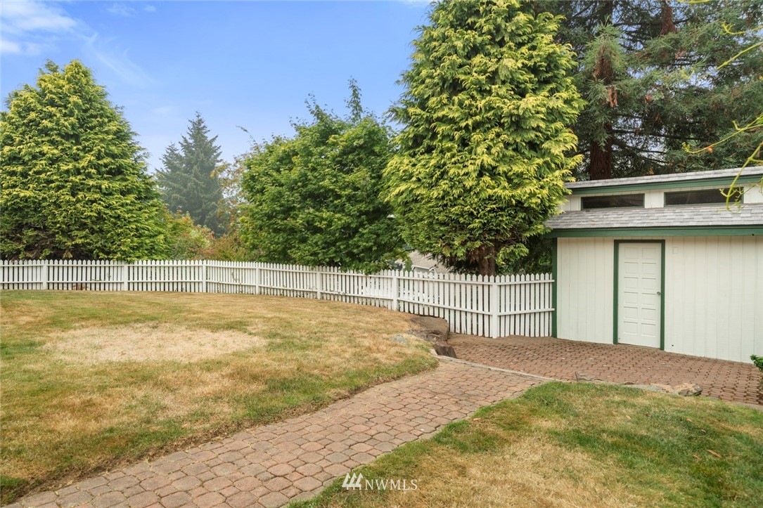 23513 22nd Avenue Southeast Bothell, WA 98021 - Photo 29 of 33 a view of a swimming pool with an outdoor space