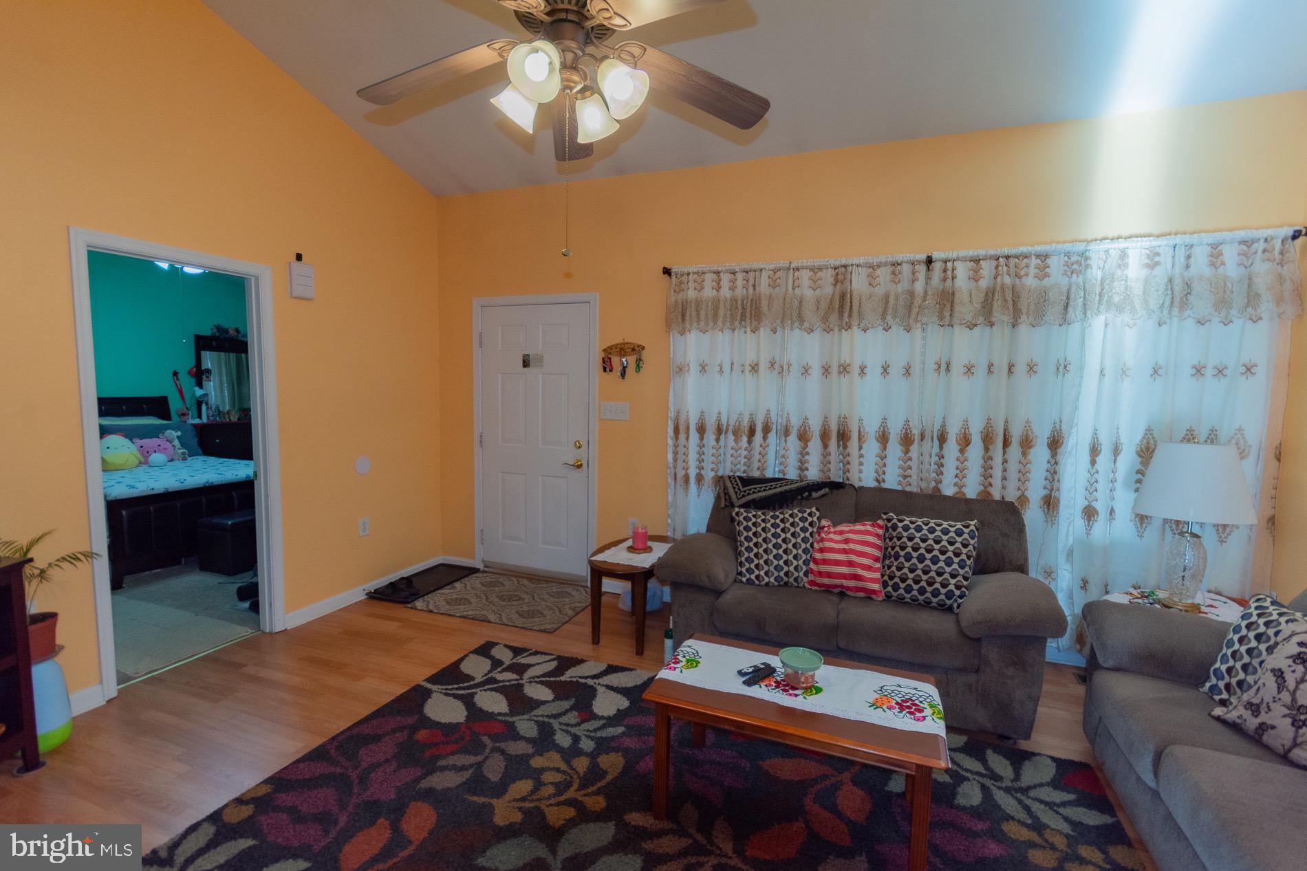 110 Limited Drive Ranson, WV 25438 - Photo 5 of 64 Gallery Image 5