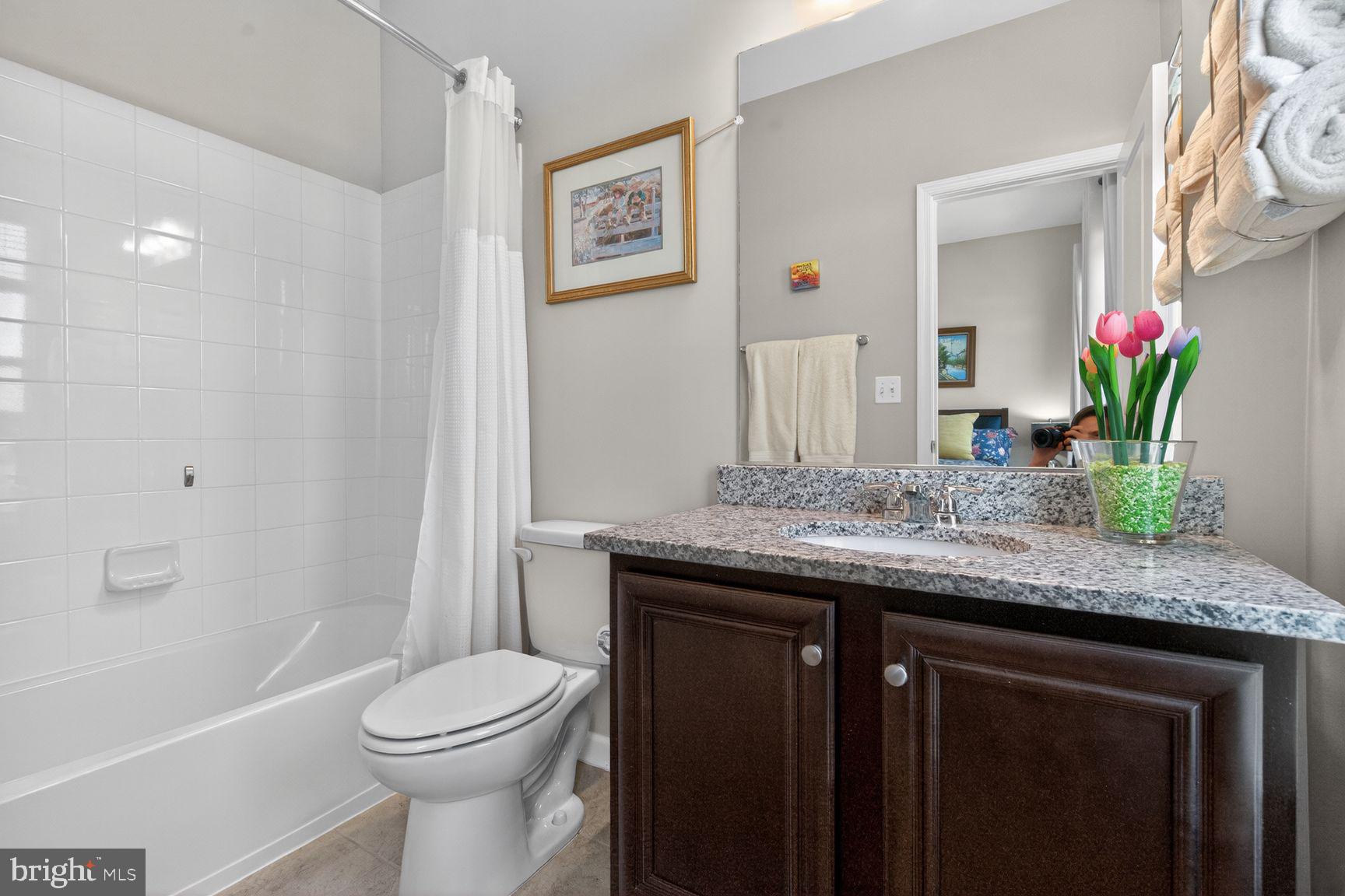 2914 Koens Court Hanover, MD 21076 - Photo 25 of 53 3rd Level Ensuite Bathroom