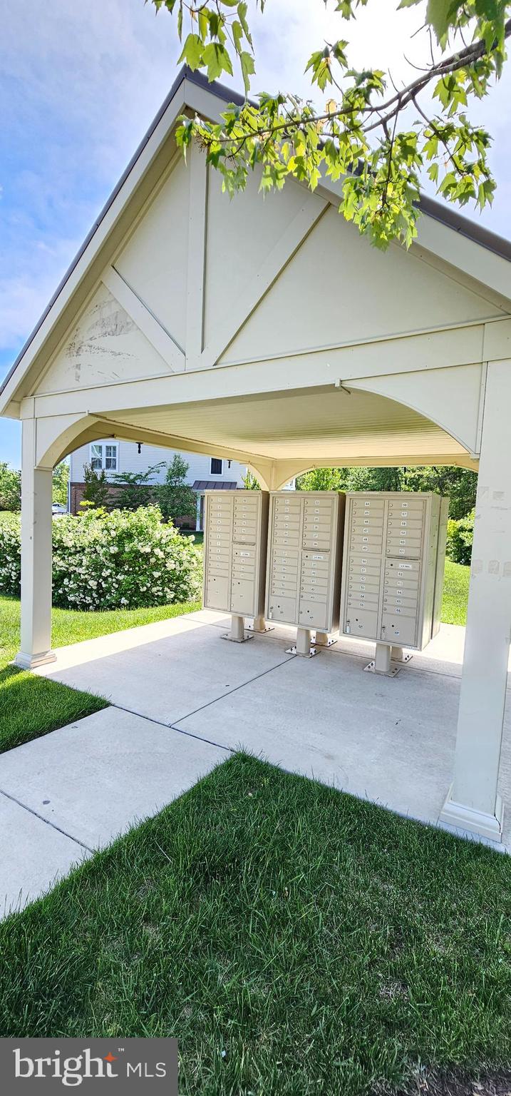 2914 Koens Court Hanover, MD 21076 - Photo 31 of 53 Mailbox gazebo