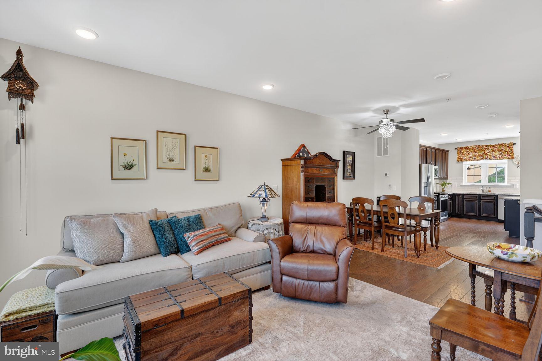 2914 Koens Court Hanover, MD 21076 - Photo 10 of 53 Living Room