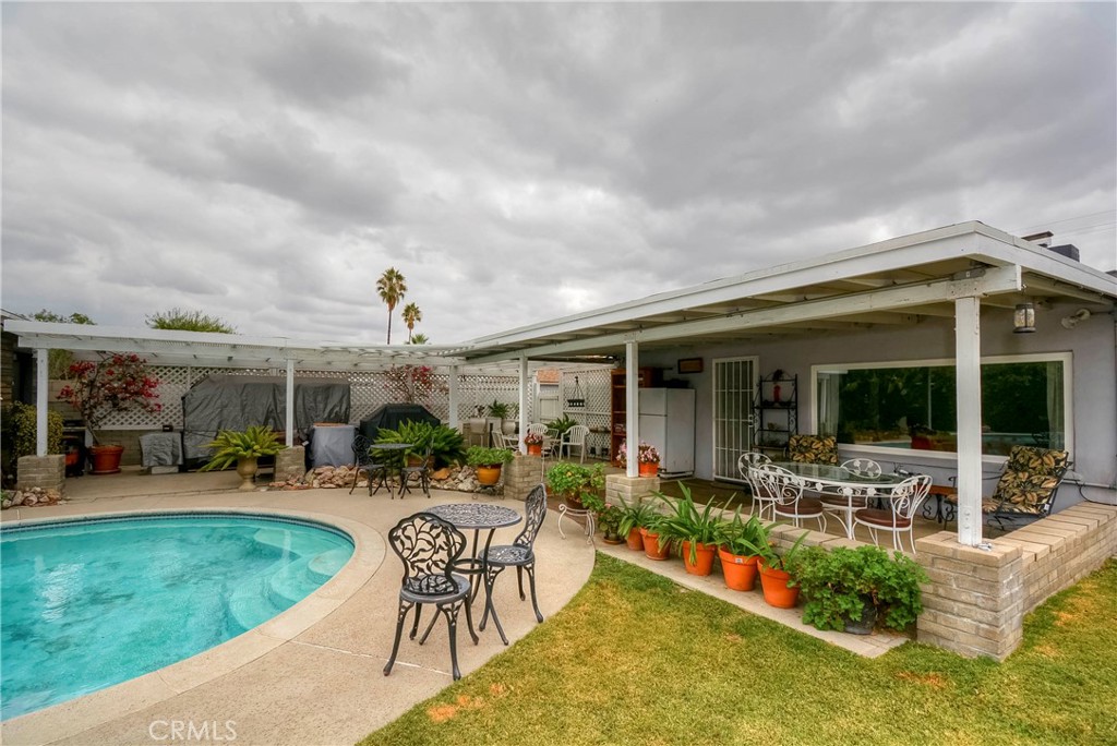 962 West 41st Street San Bernardino, CA 92407 - Photo 15 of 15