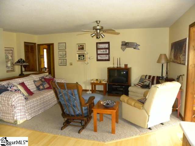 255 Jefferson Road West Union, SC 29696 - Photo 5 of 25 Gallery Image 5