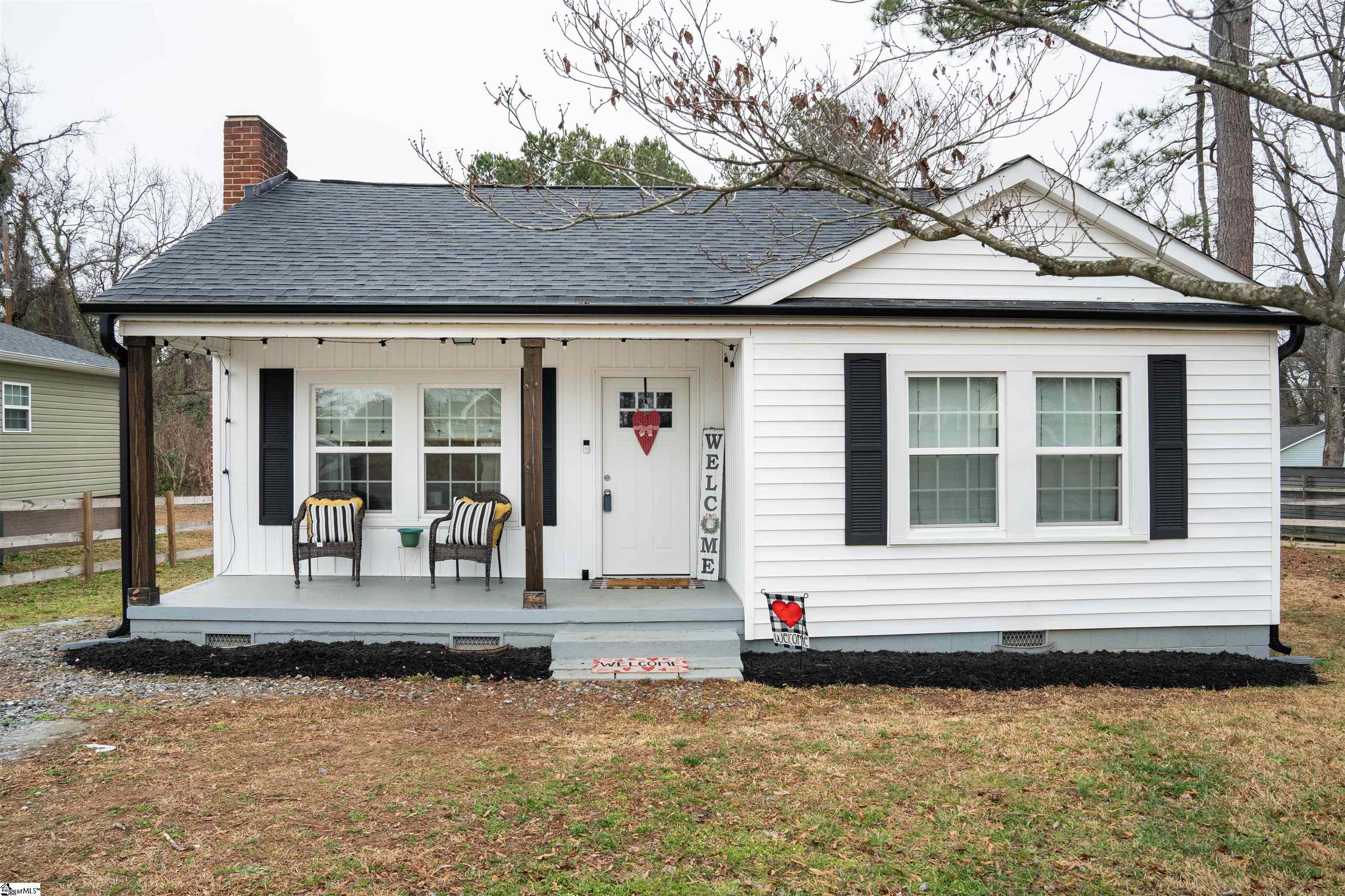 51 South Howard Street Inman, SC 29349 - Photo 1 of 21 Gallery Image 1