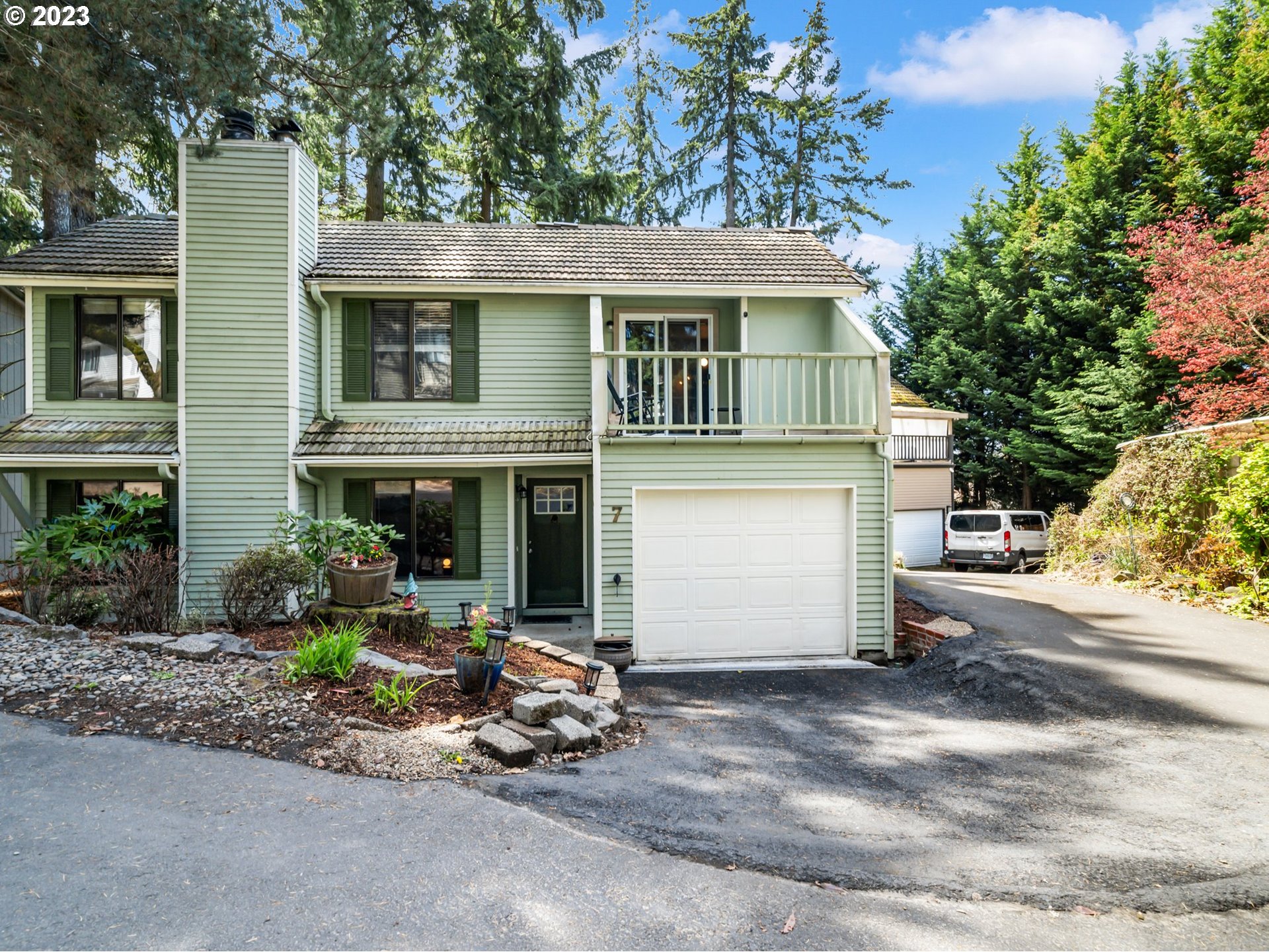 12340 Northwest McDaniel Road, Unit 7 Portland, OR 97229 - Photo 1 of 40 Gallery Image 1