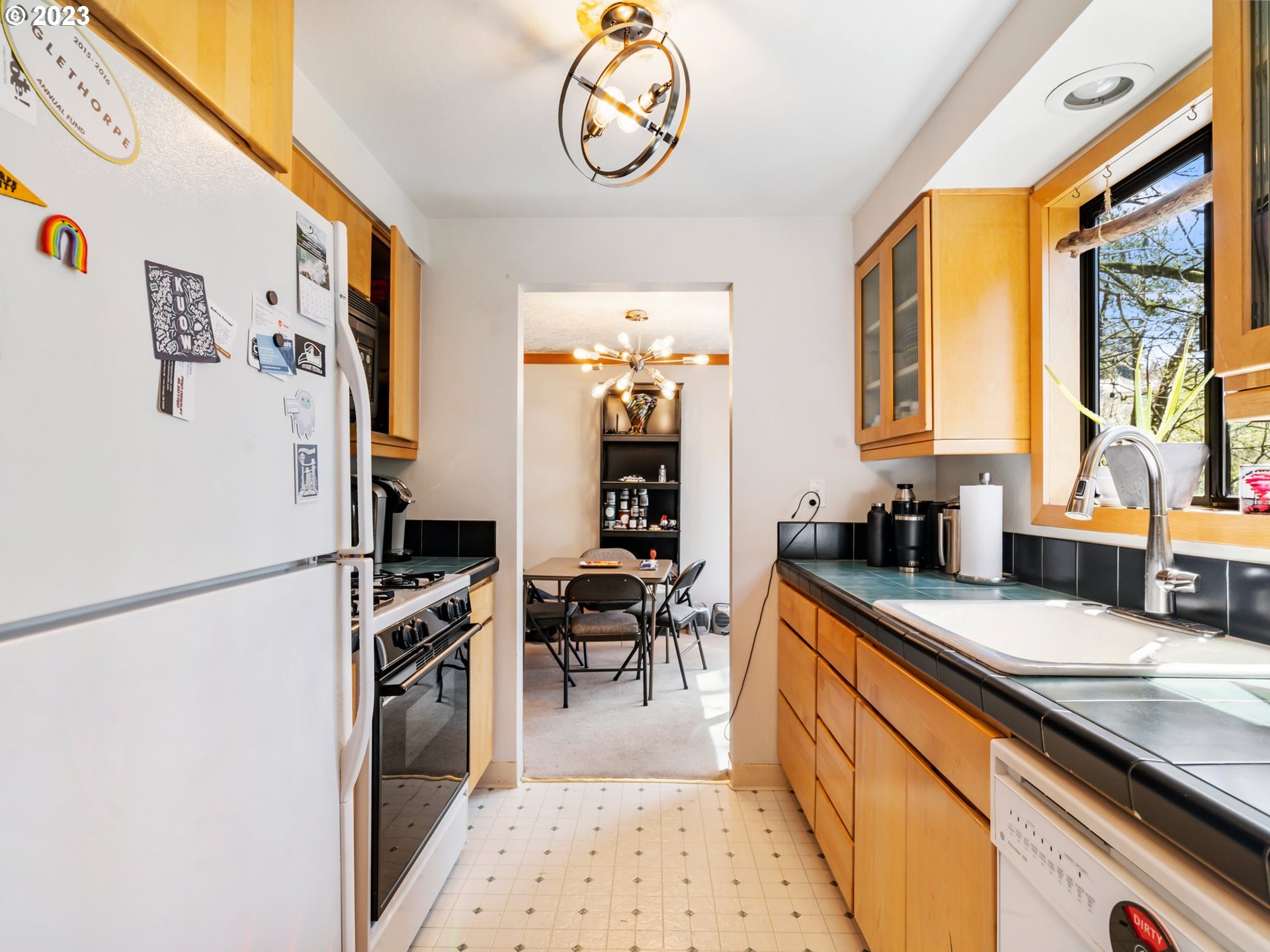 12340 Northwest McDaniel Road, Unit 7 Portland, OR 97229 - Photo 16 of 40 Gallery Image 16