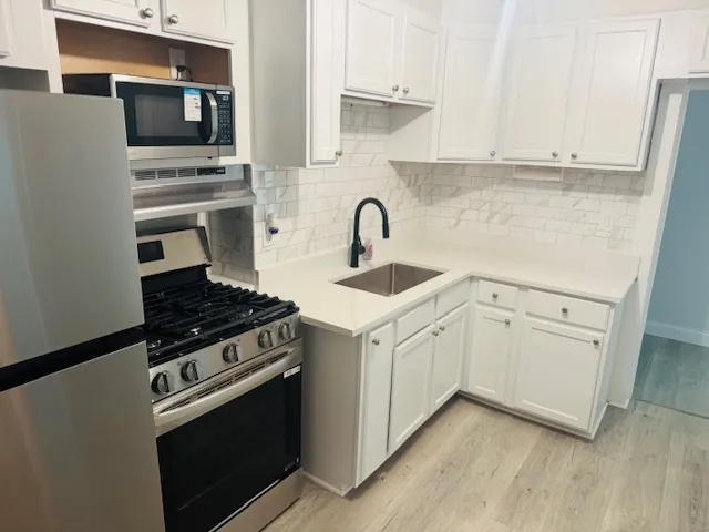 $229,000 | 1703 Hermon Avenue, Zion, IL 60099