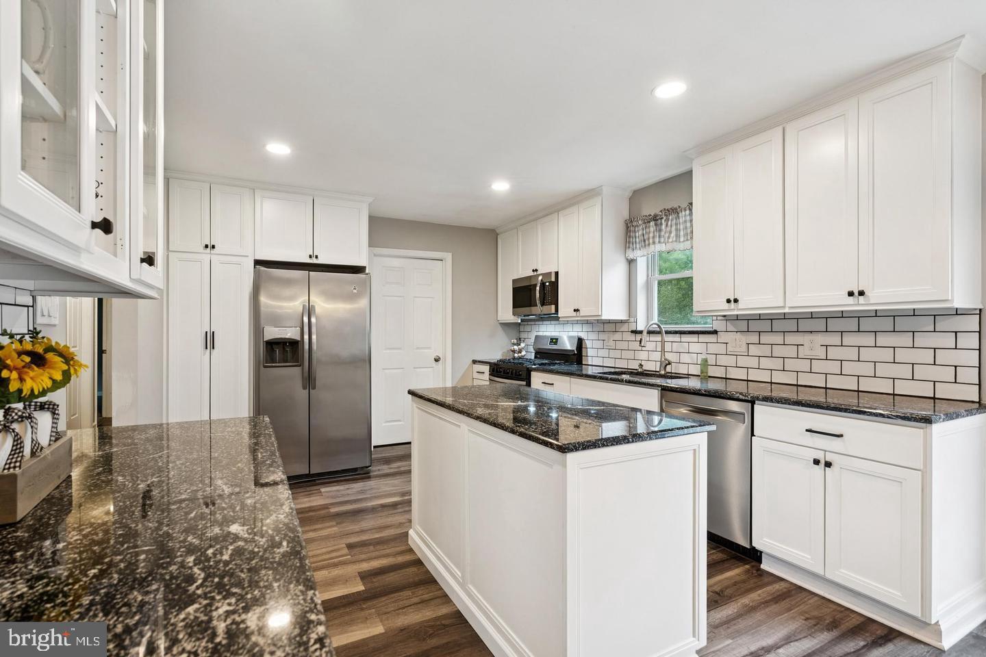 413 4th Avenue Chesilhurst, NJ 08089 - Photo 18 of 25