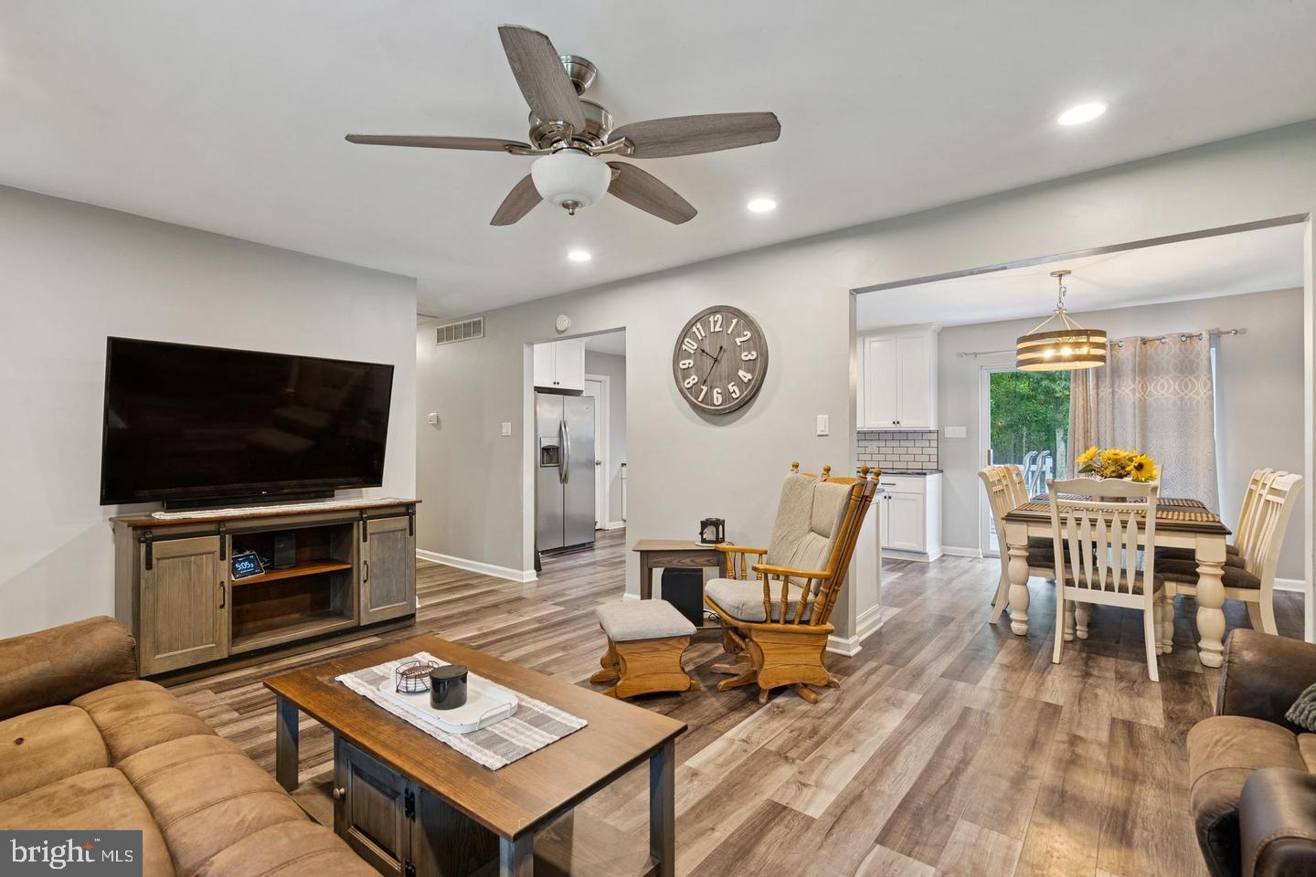 413 4th Avenue Chesilhurst, NJ 08089 - Photo 22 of 25