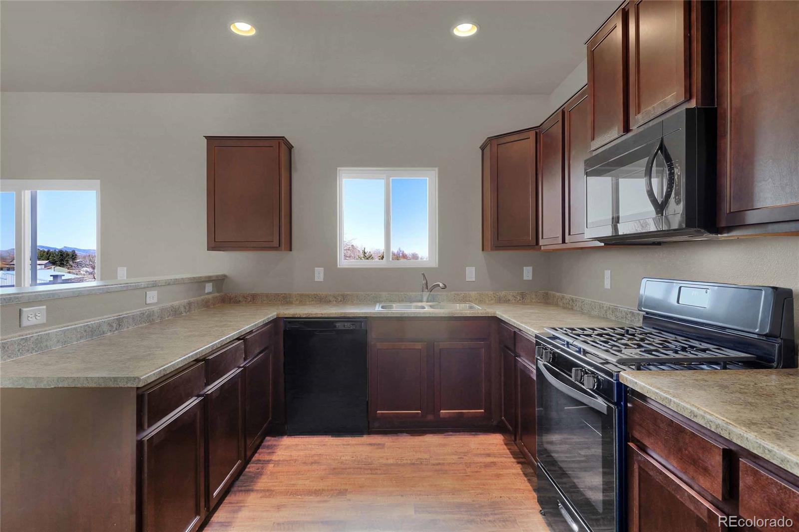 2829 Big Thunder Road Berthoud, CO 80513 - Photo 3 of 21 Gallery Image 3