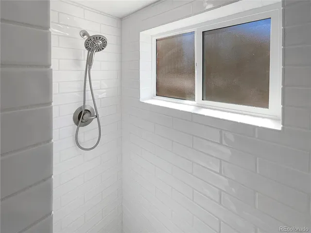 $607,000 | 8090 West 68th Avenue, Arvada, CO 80004