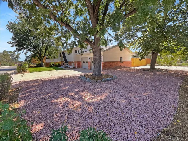 $607,000 | 8090 West 68th Avenue, Arvada, CO 80004